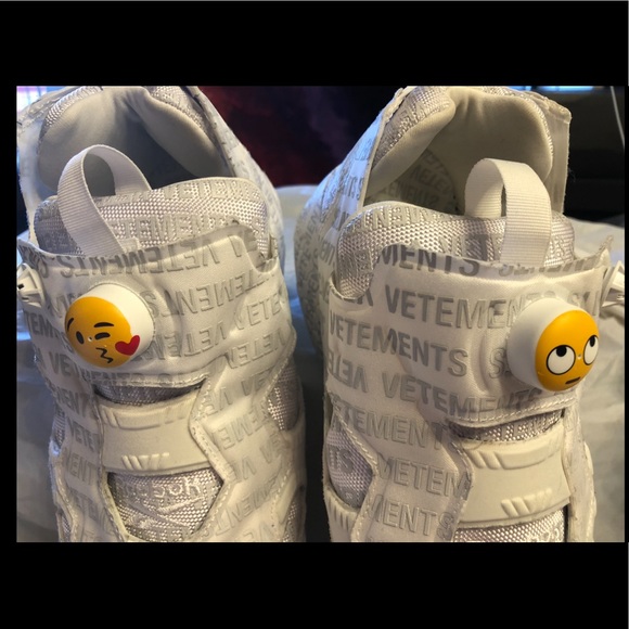 Vetements Logo Reebok White Emoji SIZE US 13 - Picture 13 of 14